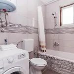 Σπίτι διακοπών 4 Bedroom Amazing In